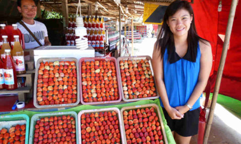タイのフルーツ販売所